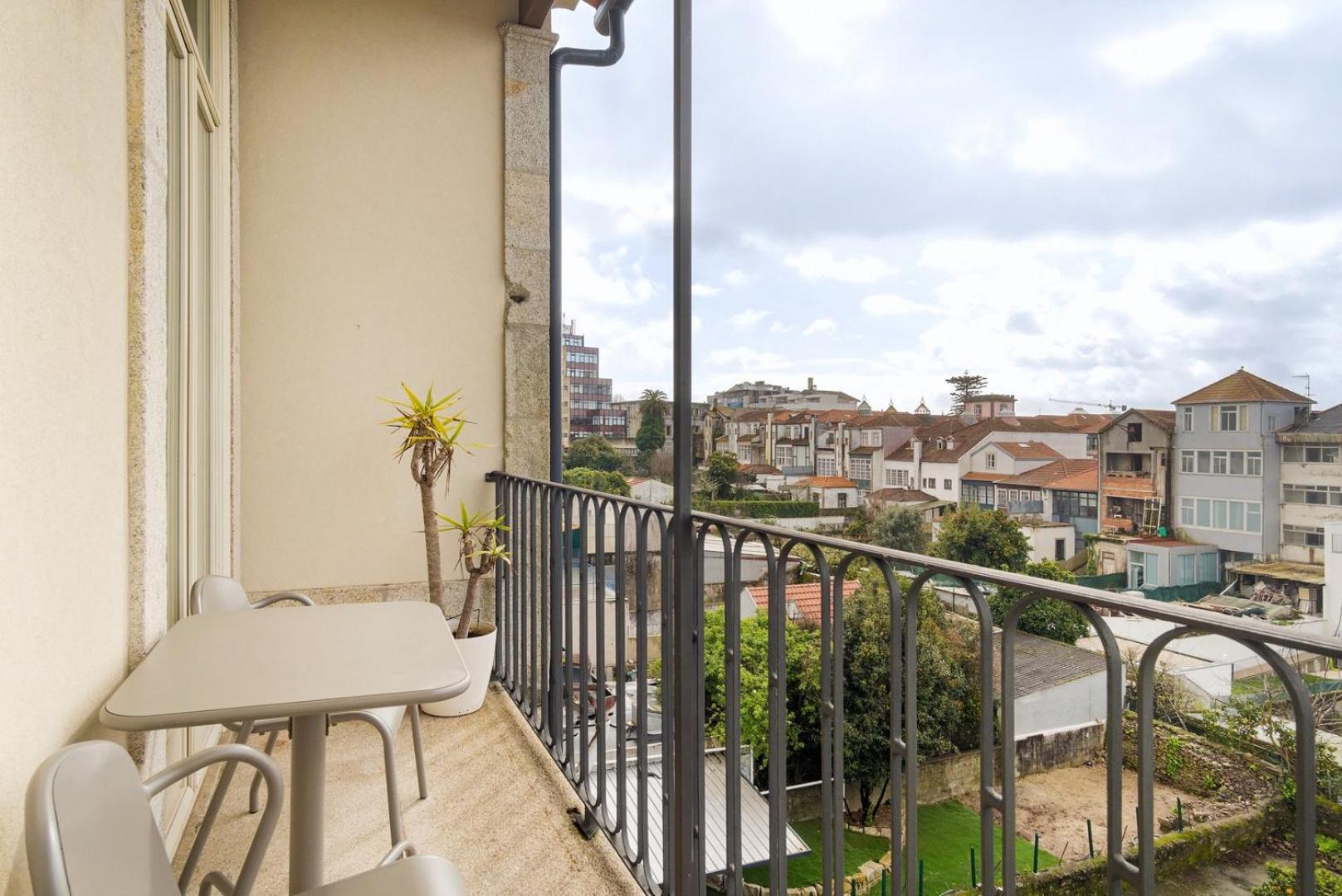 شقة Guestready - Urban Oasis With Private Balcony بورتو المظهر الخارجي الصورة